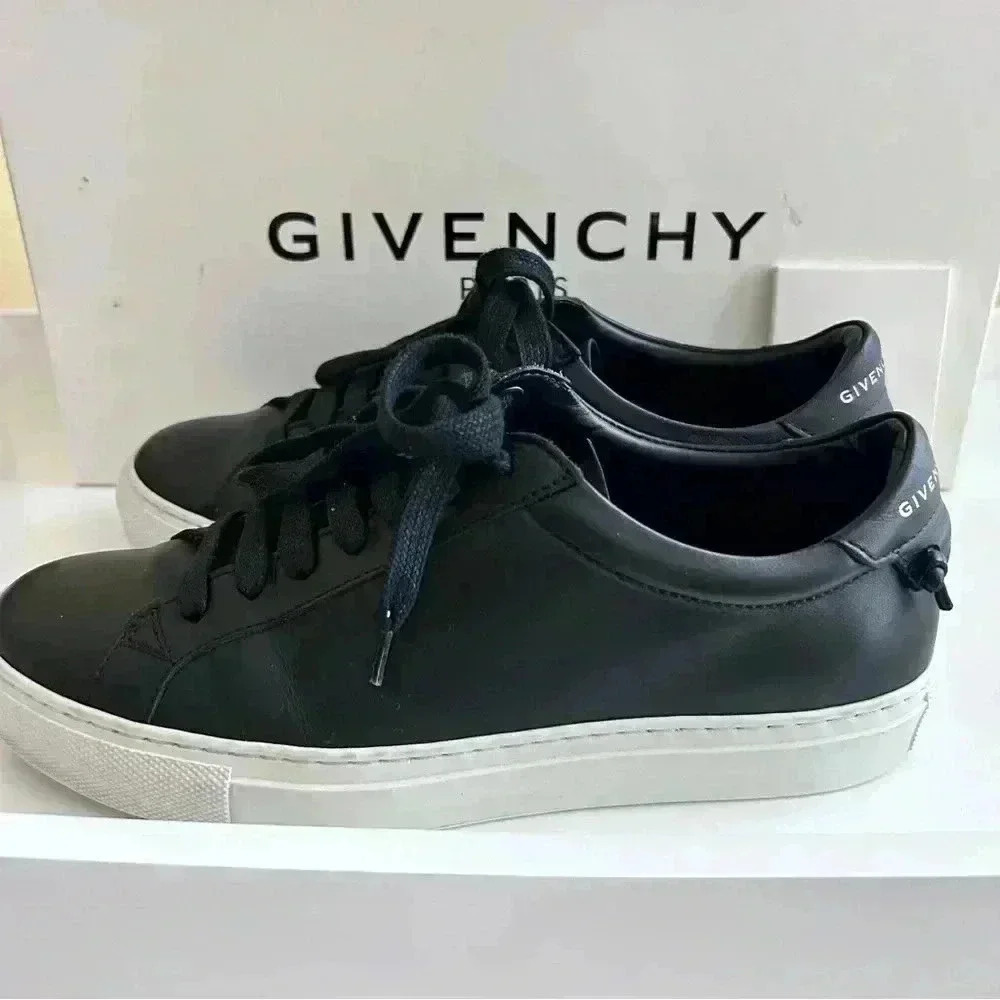 Givenchy Urban Street Black Sneakers - Picture 3 of 10